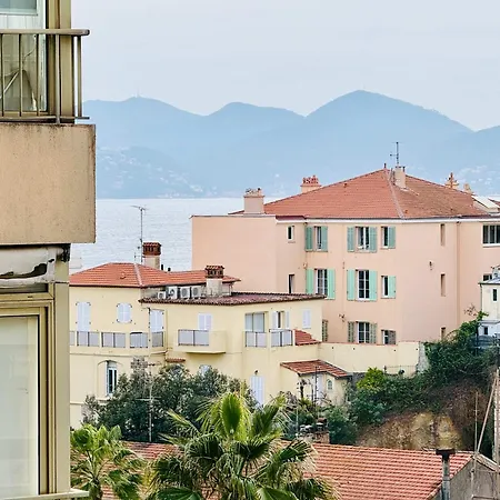 B020- Elegante Et Lumineux A Deux Pas Plages Et Centre Cannes