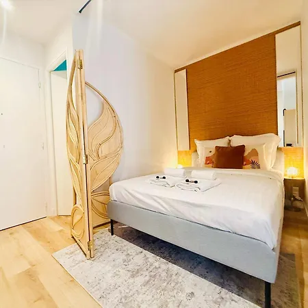 B020- Elegante Et Lumineux A Deux Pas Plages Et Centre Cannes