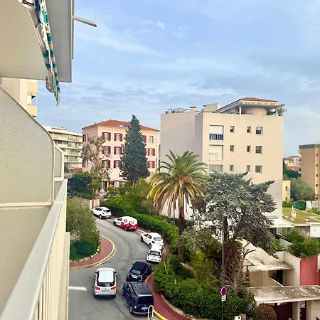 B020- Elegante Et Lumineux A Deux Pas Plages Et Centre Cannes